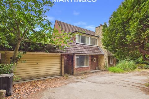 3 bedroom detached house for sale, Warren Lane, Finchampstead