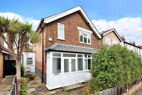 3 bedroom detached house for sale, Tolworth Road, Surbiton KT6