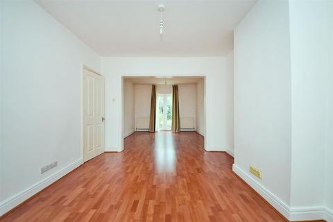 3 bedroom detached house for sale, Tolworth Road, Surbiton KT6