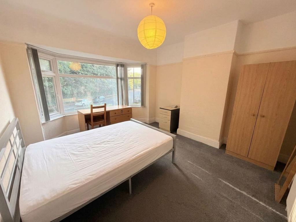 House in Manchester - More