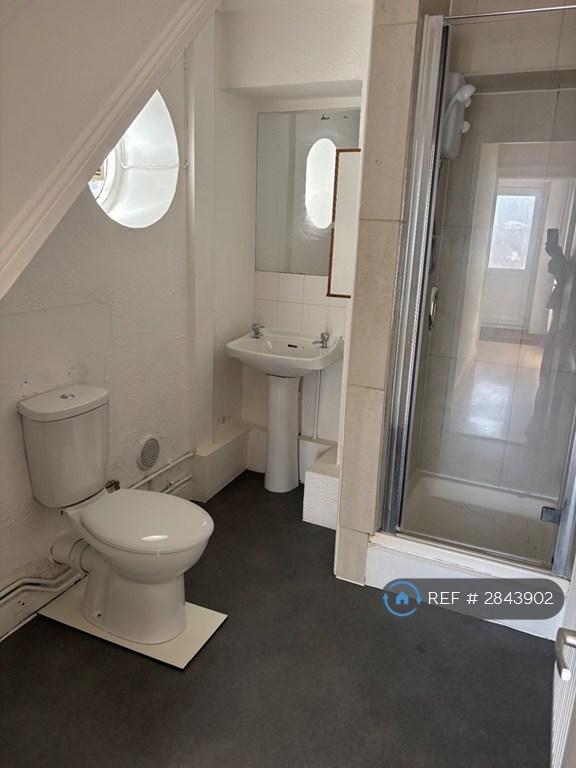 Apartment in Bristol - More