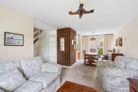 undefined, Lingfield Close, Northwood HA6