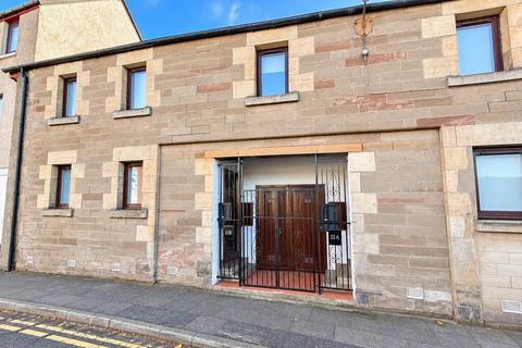 1 bedroom townhouse for sale, Low Street, Perth