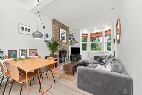 2 bedroom flat for sale, Helix Gardens, Brixton, London, SW2