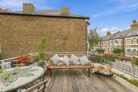 2 bedroom flat for sale, Helix Gardens, Brixton, London, SW2