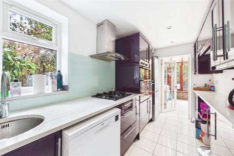 4 bedroom semi-detached house for sale, Cool Oak Lane, London NW9
