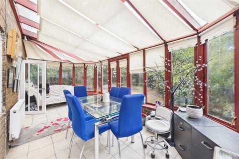 4 bedroom semi-detached house for sale, Cool Oak Lane, London NW9