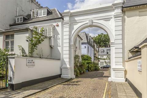 4 bedroom house to rent, Fulton Mews, London W2