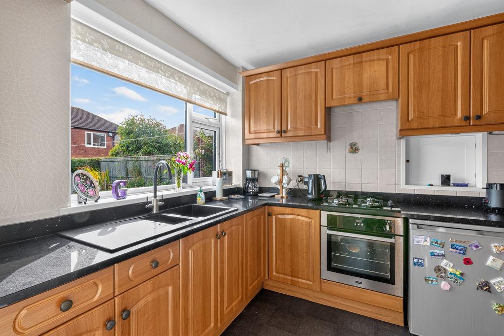 House in Newcastle Upon Tyne - View 5