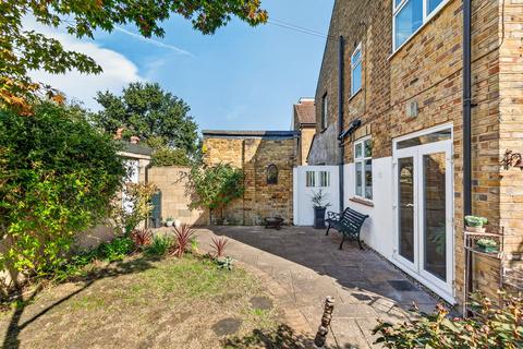 undefined, Terrace Road, Walton-on-Thames