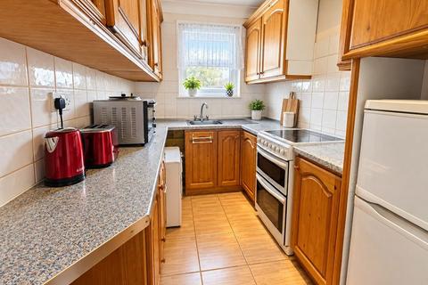 2 bedroom maisonette for sale, Dormers Wells Lane, Southall