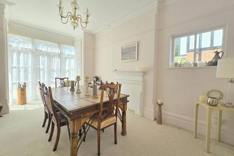 5 bedroom detached house for sale, Oakleigh Road, Hatch End