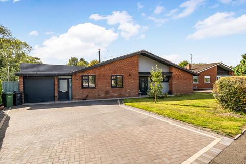3 bedroom detached bungalow for sale, Madley, Hereford HR2
