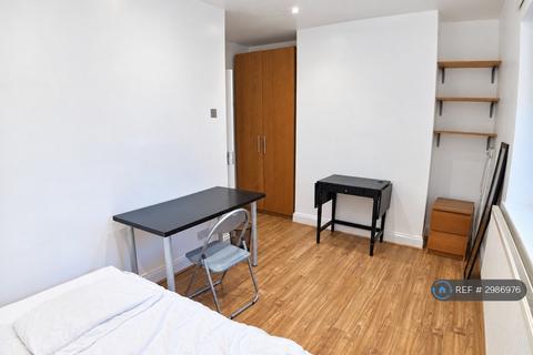 3 bedroom flat to rent, Alford Court, London, N1