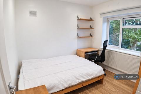 3 bedroom flat to rent, Alford Court, London, N1