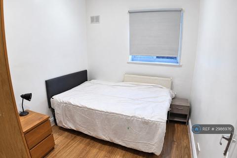 3 bedroom flat to rent, Alford Court, London, N1