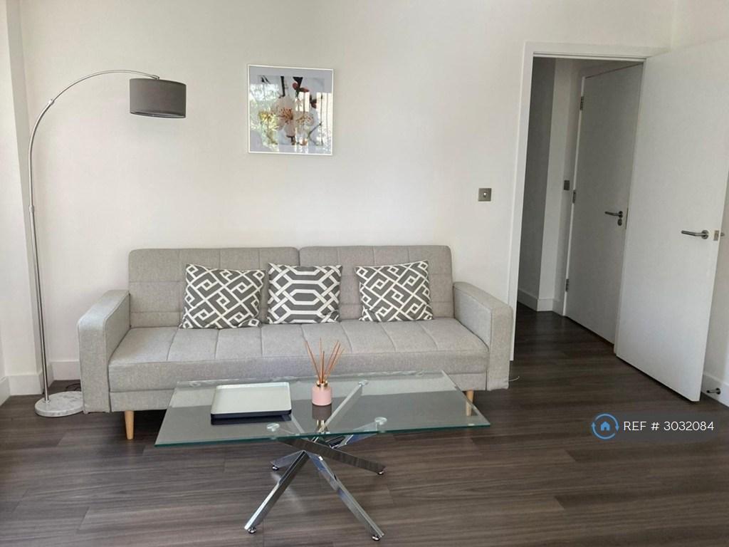 Apartment in Cambridge, Cambridgeshire, England, Gbr - View 2