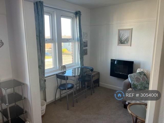 House in Southampton - View 5