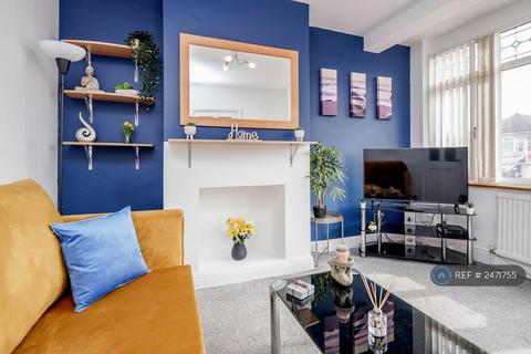3 bedroom terraced house to rent, Stanford Road, Luton, LU2