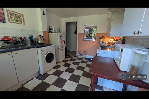 1 bedroom flat to rent, Queens Road, London, E11