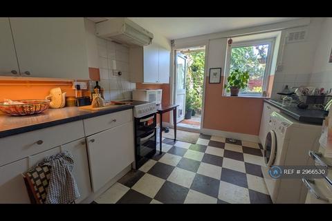 1 bedroom flat to rent, Queens Road, London, E11