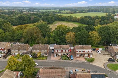 3 bedroom semi-detached house for sale, Magnolia Way, Pilgrims Hatch, CM15