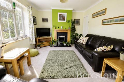 2 bedroom end of terrace house for sale, Running Waters, Brentwood, CM13