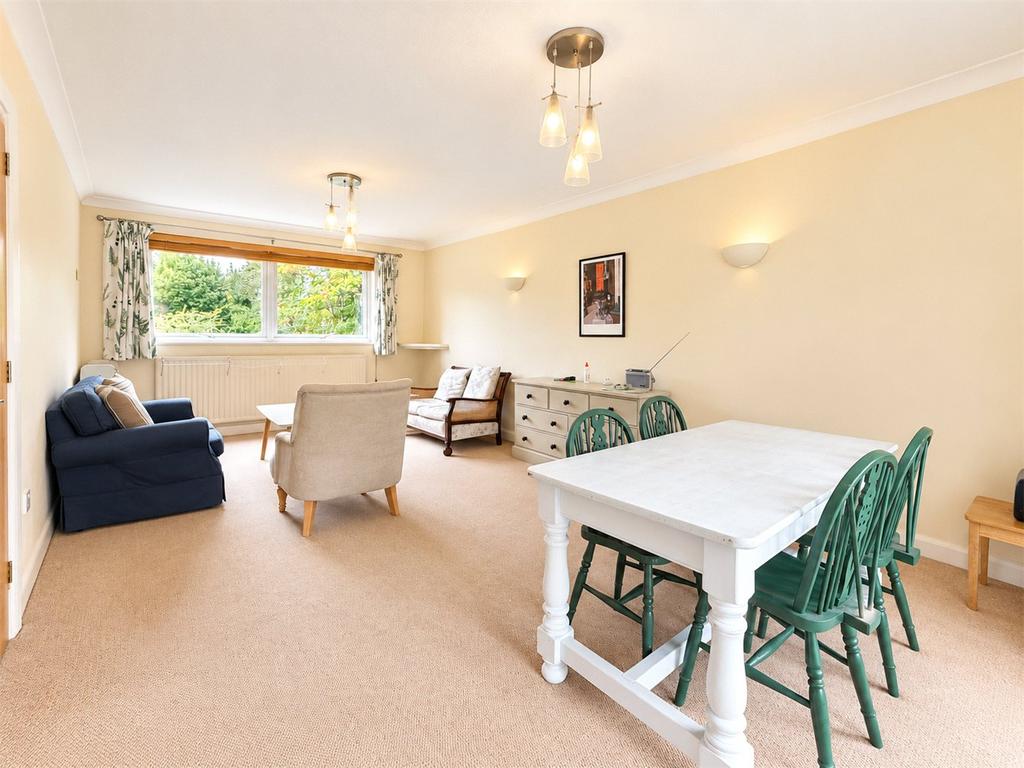 Apartment in Bournemouth, Westbourne - View 3