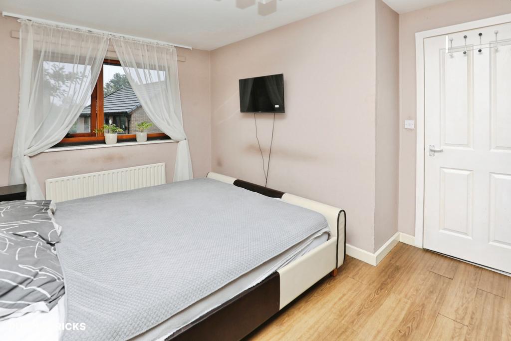 House in Sefton, Liverpool City Region - View 2