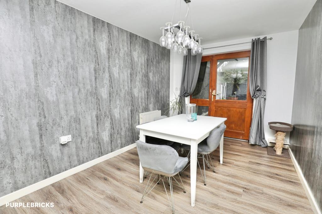 House in Sefton, Liverpool City Region - More