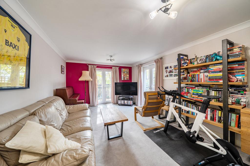 Apartment in Oxfordshire - View 2