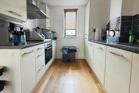 1 bedroom maisonette for sale, Churchill Road, Uxbridge, Middlesex
