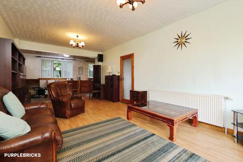 2 bedroom detached bungalow for sale, Cochno Road, Clydebank, G81