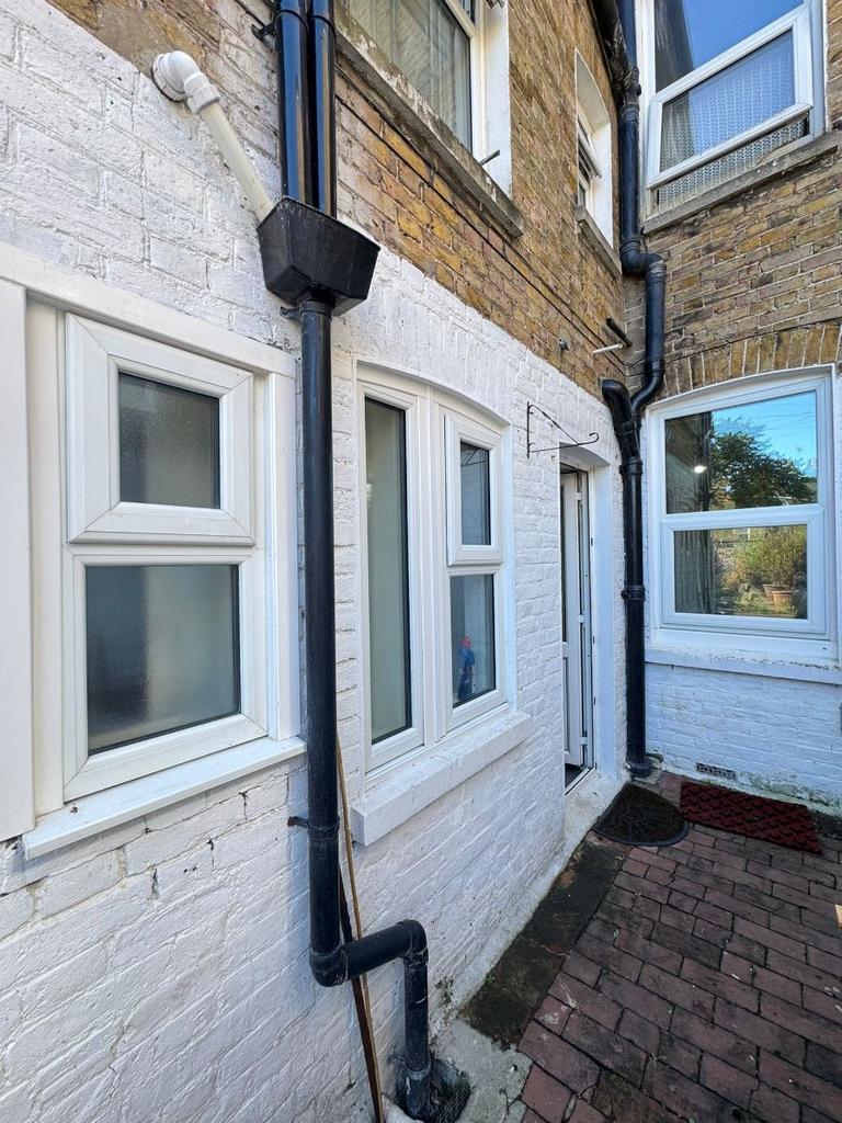 Apartment in Margate - View 5