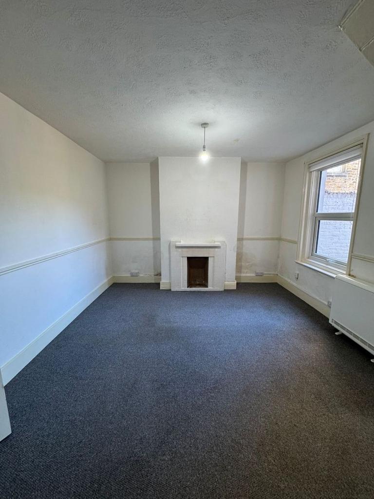 Apartment in Margate - More