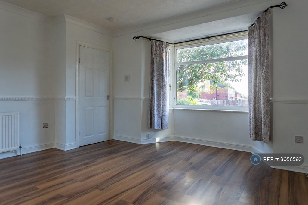 House in Leeds, West Yorkshire - View 2