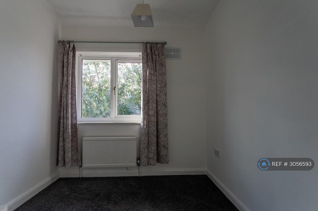 House in Leeds, West Yorkshire - More