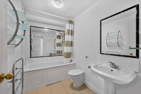 2 bedroom flat for sale, Heron Place, Rotherhithe, London, SE16