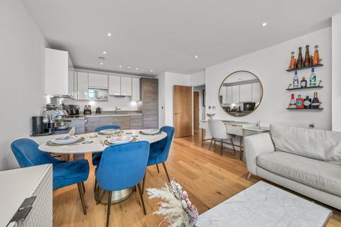 1 bedroom apartment for sale, Harbourside Court, 4 Gullivers Walk, London, SE8