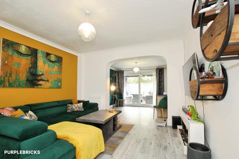 3 bedroom terraced house for sale, Lancaster Close, Brentwood, CM15