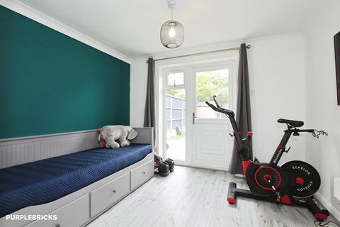 3 bedroom terraced house for sale, Lancaster Close, Brentwood, CM15