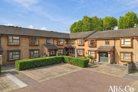1 bedroom apartment for sale, Priestley Court, Grays