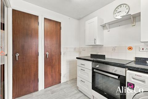 1 bedroom apartment for sale, Priestley Court, Grays