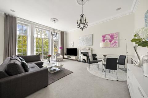 undefined, High Street, Esher, Surrey, KT10