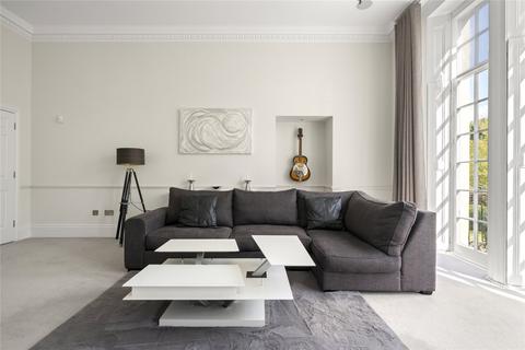 undefined, High Street, Esher, Surrey, KT10
