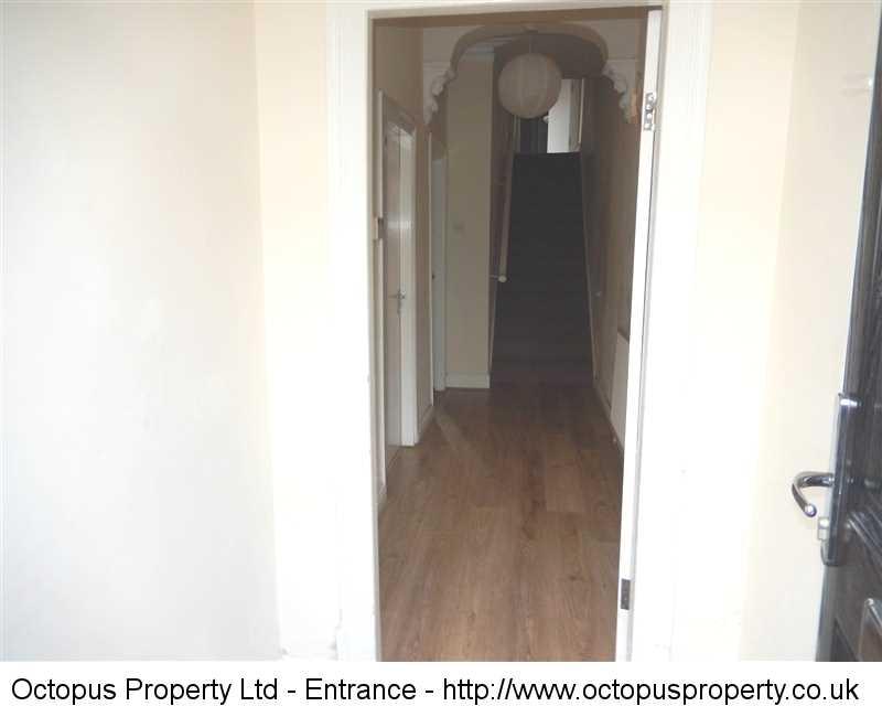 House in Newcastle upon Tyne - View 2
