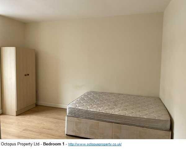 House in Newcastle upon Tyne - View 3