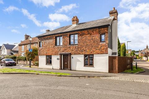 3 bedroom detached house for sale, The Butts, Alton, GU34