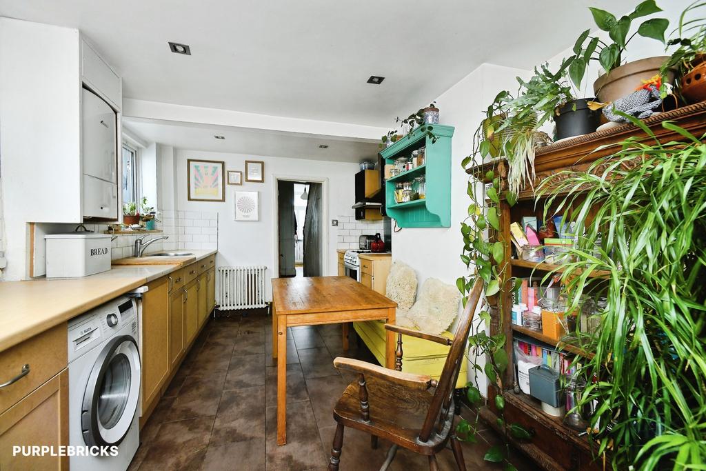House in Brighton - View 4