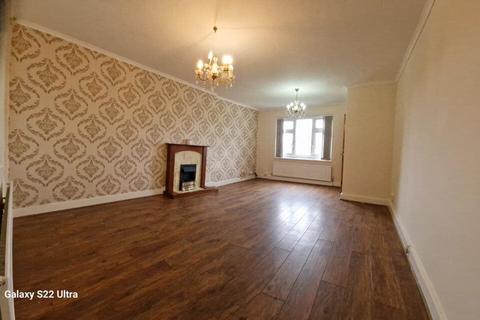 3 bedroom terraced house to rent, John Kennedy Road, Mottram In Longdendale, Hyde